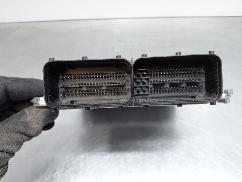 Recambio de centralita motor uce para kia ceed sportswagon hybrid referencia OEM IAM   