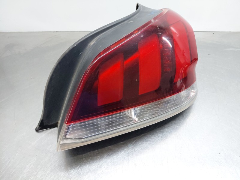 Recambio de piloto trasero derecho para peugeot 508 active referencia OEM IAM   