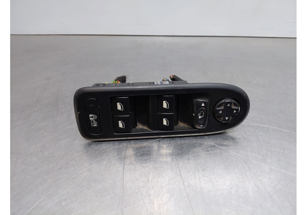 Recambio de mando elevalunas delantero izquierdo para peugeot 508 sw i (8e_) 2.0 bluehdi 150 referencia OEM IAM   