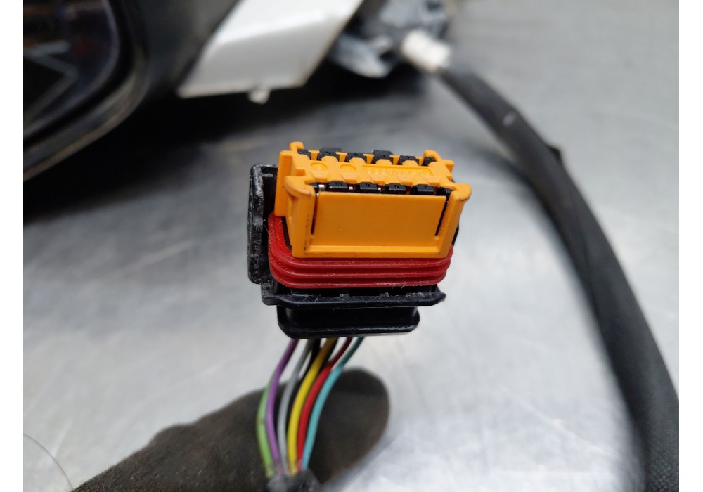 Recambio de retrovisor izquierdo para peugeot 508 sw i (8e_) 2.0 bluehdi 150 referencia OEM IAM   