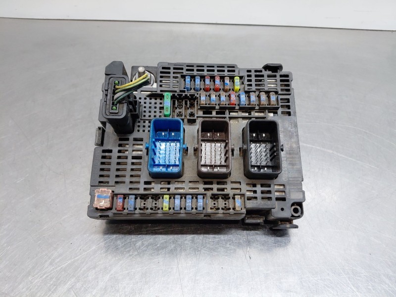Recambio de caja reles / fusibles para peugeot 508 sw i (8e_) 2.0 bluehdi 150 referencia OEM IAM   