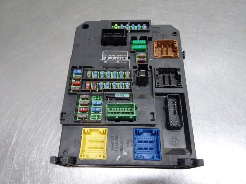 Recambio de caja reles / fusibles para peugeot 508 active referencia OEM IAM   