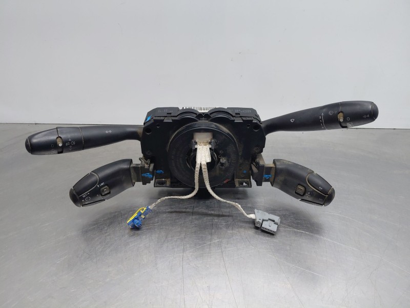 Recambio de mando multifuncion para peugeot 308 confort referencia OEM IAM 98069976XT 96651590XT 