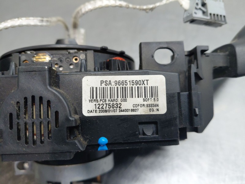 Recambio de mando multifuncion para peugeot 308 confort referencia OEM IAM 98069976XT 96651590XT 