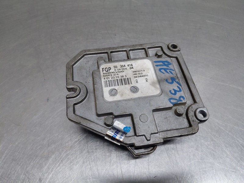 Recambio de centralita motor uce para opel vectra c (z02) 1.8 (f69) referencia OEM IAM   