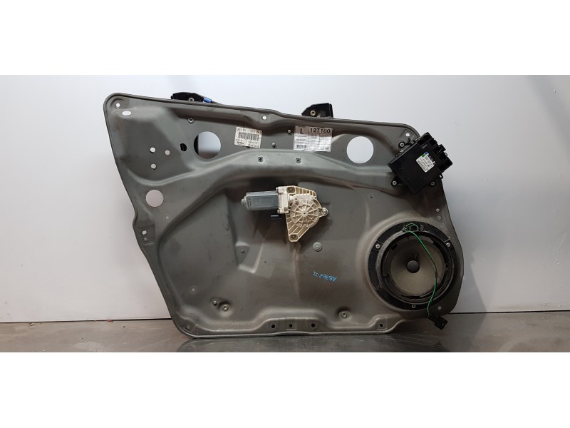 Recambio de elevalunas delantero izquierdo para mercedes clase a (w169) a 170 (169.032) referencia OEM IAM A1697202779  