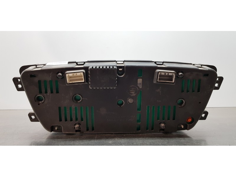 Recambio de cuadro instrumentos para ssangyong actyon 200 xdi referencia OEM IAM 8021031521  