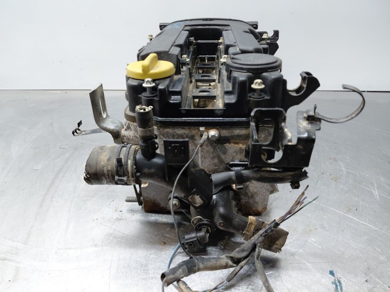 Recambio de culata para opel corsa e design referencia OEM IAM 55562226  