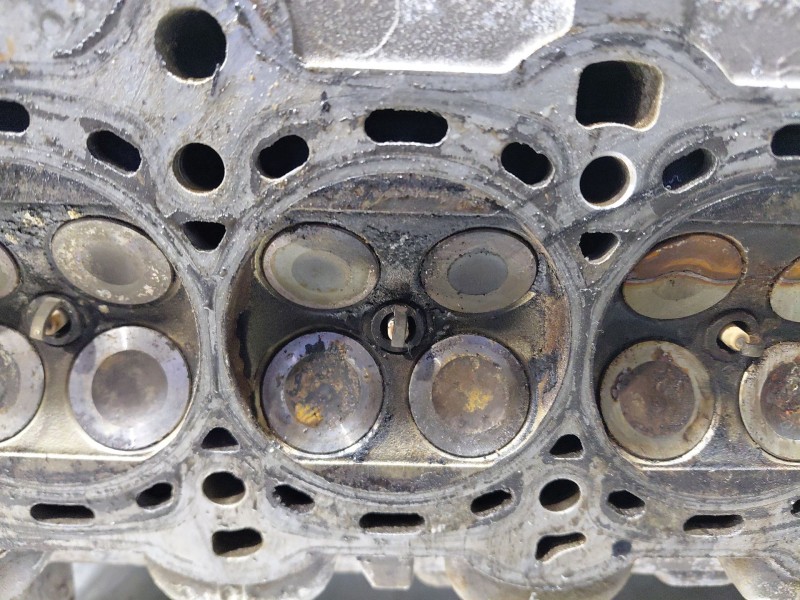 Recambio de culata para opel corsa e design referencia OEM IAM 55562226  