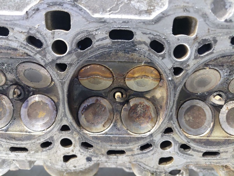 Recambio de culata para opel corsa e design referencia OEM IAM 55562226  