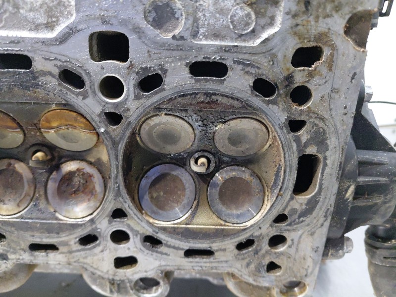 Recambio de culata para opel corsa e design referencia OEM IAM 55562226  