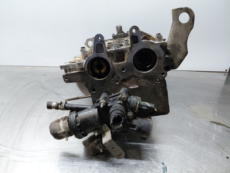 Recambio de culata para ford kuga i 2.0 tdci referencia OEM IAM 1683822  