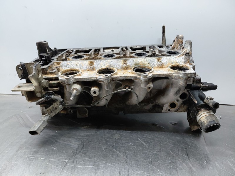 Recambio de culata para ford kuga i 2.0 tdci referencia OEM IAM 1683822  