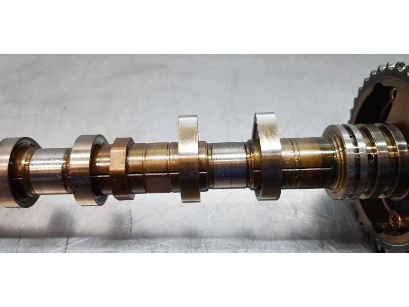 Recambio de arbol de levas para kia sportage basic 2wd referencia OEM IAM 242002B675  