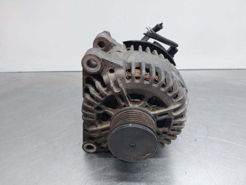 Recambio de alternador para peugeot 308 confort referencia OEM IAM 9646321780  