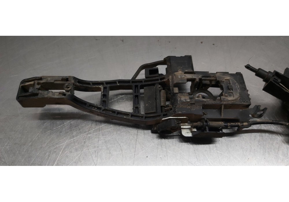 Recambio de cerradura puerta trasera derecha para ford transit custom kasten 330 l1 referencia OEM IAM 2096143 BK21V43288DG 