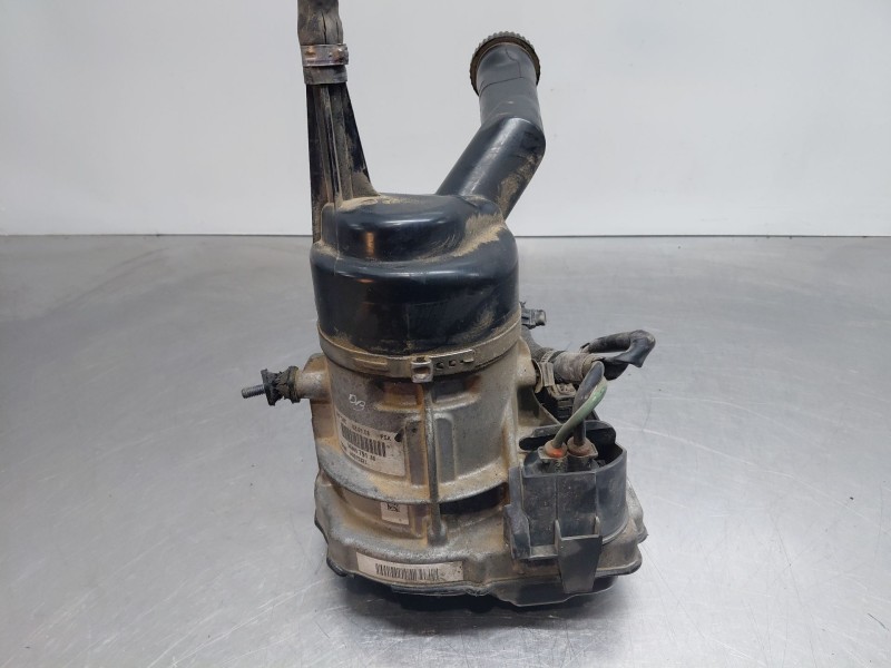 Recambio de bomba direccion para peugeot 308 confort referencia OEM IAM 9684979180  