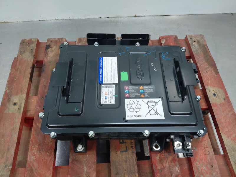 Recambio de bateria para kia ceed sportswagon hybrid referencia OEM IAM   