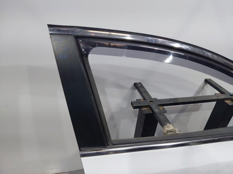 Recambio de puerta delantera derecha para kia ceed sportswagon eco dynamics referencia OEM IAM   