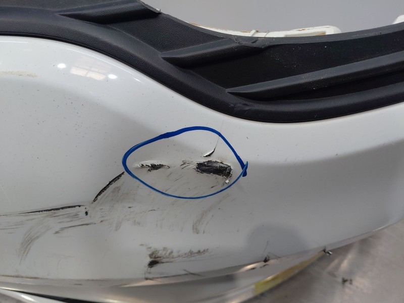 Recambio de paragolpes delantero para renault clio iv life referencia OEM IAM   