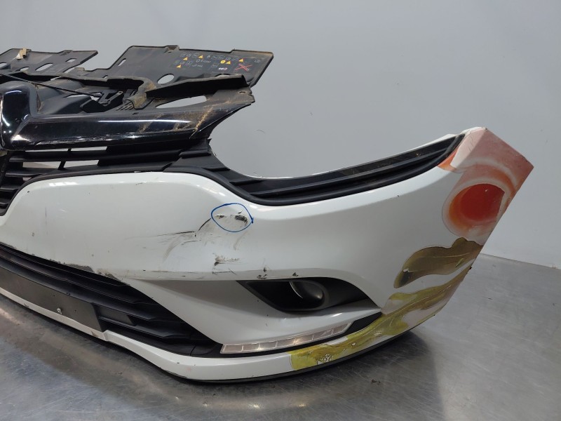 Recambio de paragolpes delantero para renault clio iv life referencia OEM IAM   