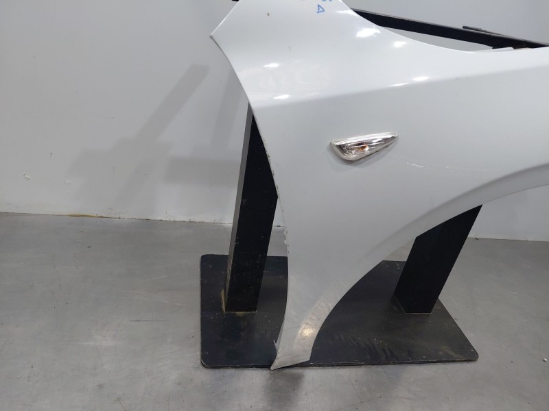 Recambio de aleta delantera derecha para kia ceed sportswagon eco dynamics referencia OEM IAM   