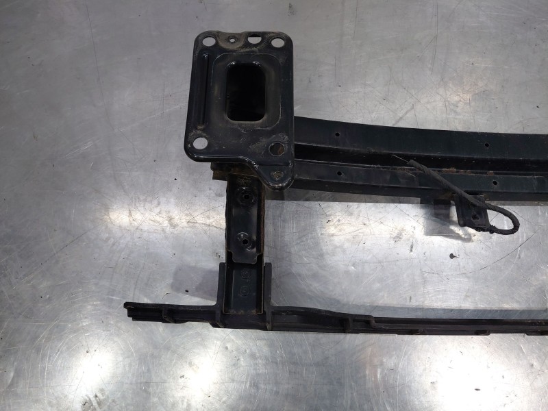 Recambio de refuerzo paragolpes delantero para kia ceed sportswagon hybrid referencia OEM IAM   