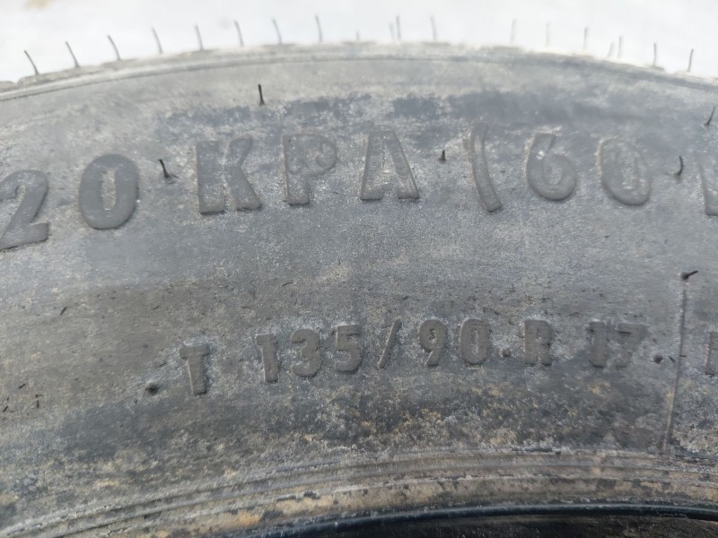 Recambio de neumatico repuesto para ford kuga i 2.0 tdci referencia OEM IAM   