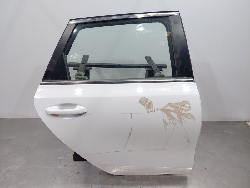 Recambio de puerta trasera derecha para kia ceed sportswagon hybrid referencia OEM IAM   