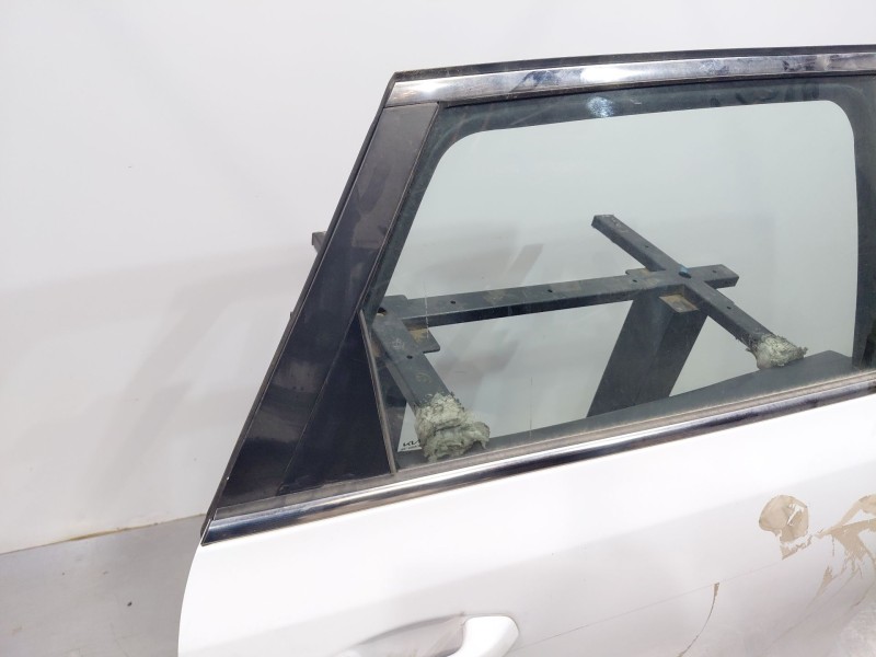 Recambio de puerta trasera derecha para kia ceed sportswagon hybrid referencia OEM IAM   