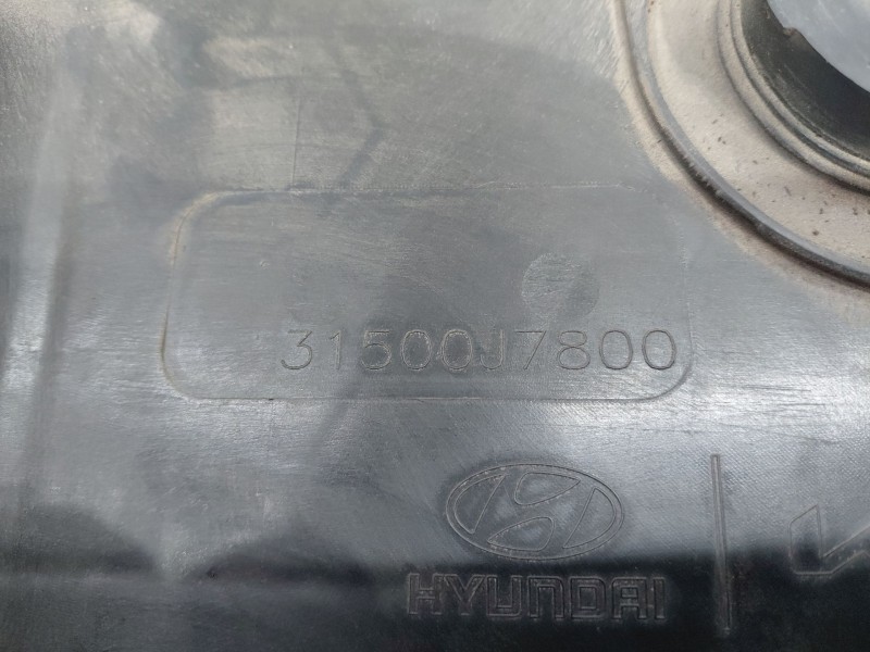 Recambio de deposito aditivo adblue fap ( deposito grande ) para kia ceed sportswagon hybrid referencia OEM IAM   