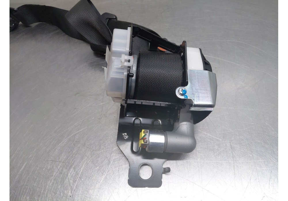 Recambio de cinturon seguridad trasero derecho para kia ceed sportswagon hybrid referencia OEM IAM   