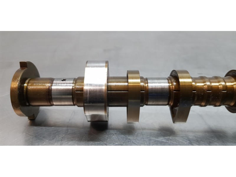 Recambio de arbol de levas para kia sportage basic 2wd referencia OEM IAM 242002B675  