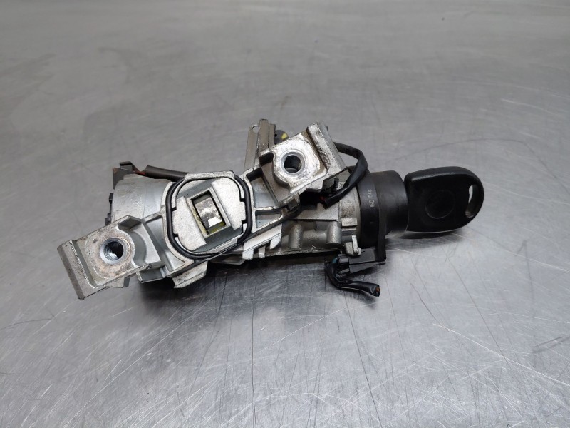 Recambio de antirrobo para volkswagen golf v (1k1) 1.9 tdi referencia OEM IAM   