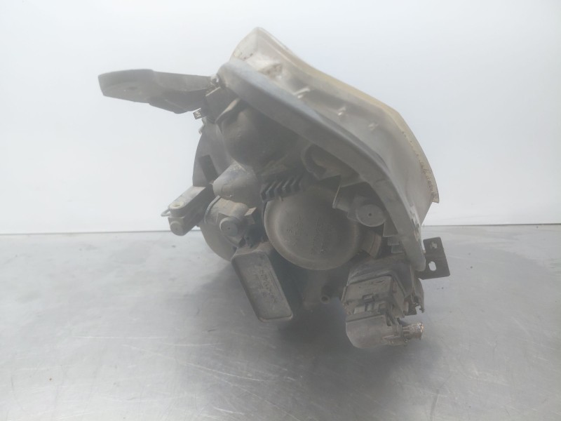 Recambio de faro derecho para opel zafira / zafira family b (a05) 1.9 cdti (m75) referencia OEM IAM   