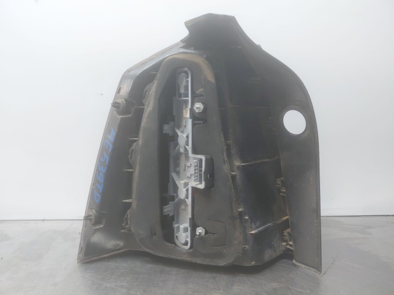 Recambio de piloto trasero derecho para opel zafira / zafira family b (a05) 1.9 cdti (m75) referencia OEM IAM   