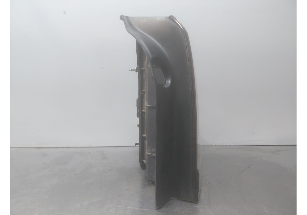 Recambio de piloto trasero derecho para opel zafira / zafira family b (a05) 1.9 cdti (m75) referencia OEM IAM   