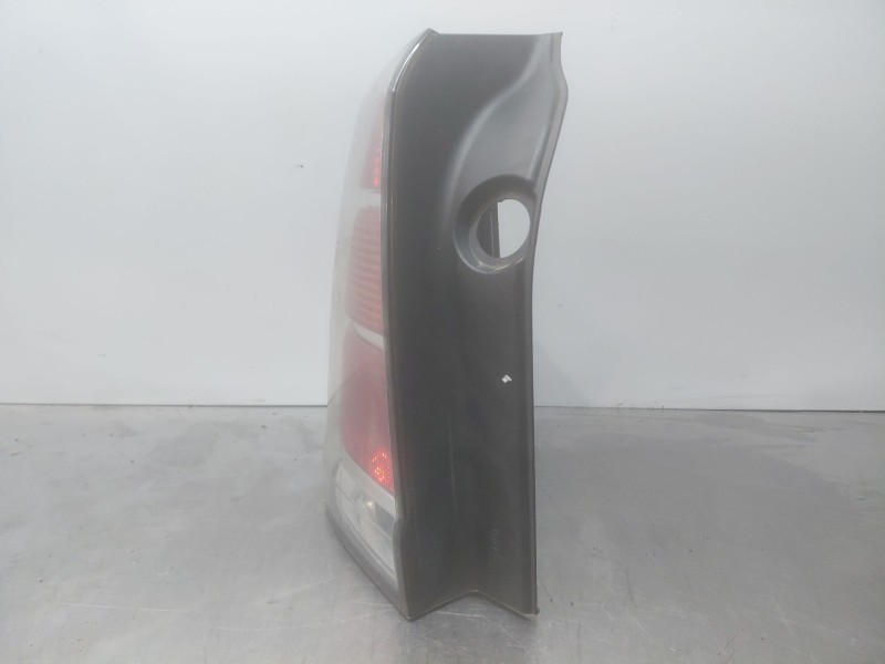 Recambio de piloto trasero izquierdo para opel zafira / zafira family b (a05) 1.9 cdti (m75) referencia OEM IAM   