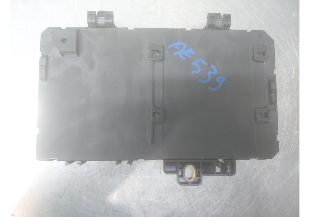 Recambio de caja reles / fusibles para opel zafira / zafira family b (a05) 1.9 cdti (m75) referencia OEM IAM   