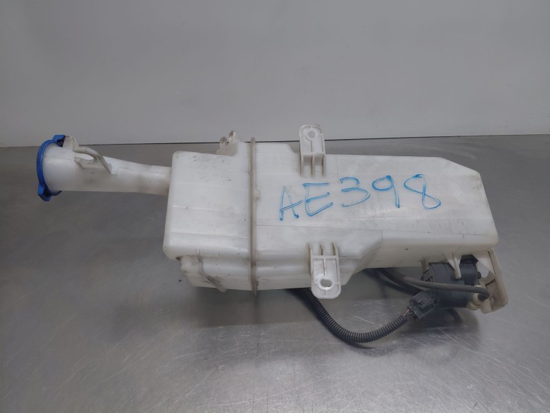 Recambio de deposito limpia para kia ceed sportswagon hybrid referencia OEM IAM   