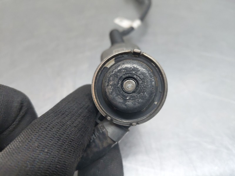 Recambio de inyector para kia ceed sportswagon hybrid referencia OEM IAM   