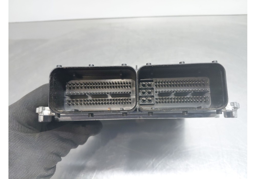 Recambio de centralita motor uce para kia ceed sportswagon hybrid referencia OEM IAM   