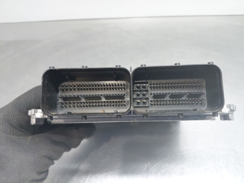 Recambio de centralita motor uce para kia ceed sportswagon hybrid referencia OEM IAM   