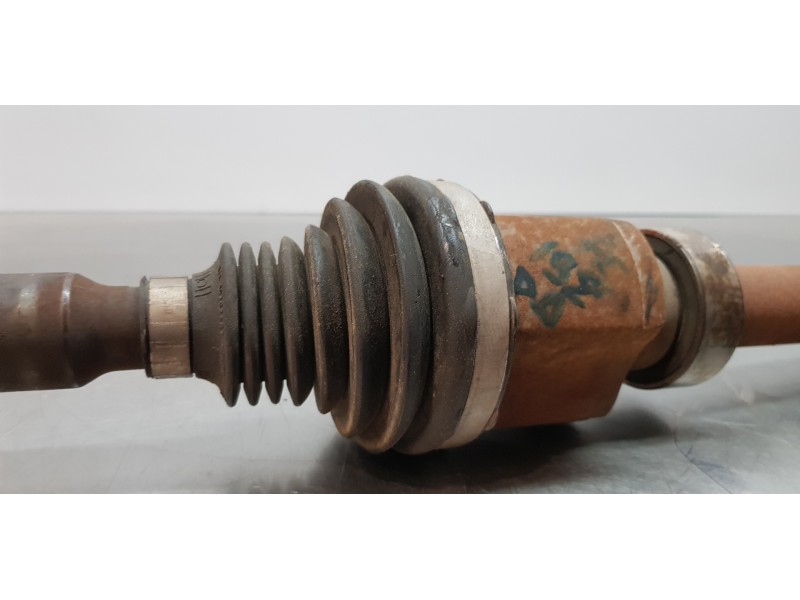 Recambio de transmision delantera derecha para renault megane iv berlina 5p experience referencia OEM IAM 391009373R  