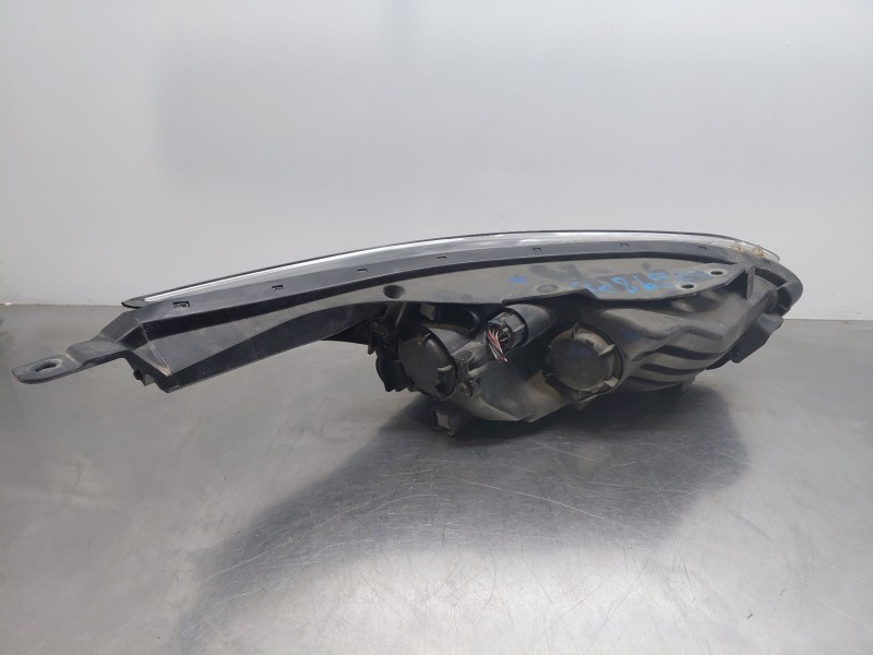 Recambio de faro izquierdo para kia ceed sportswagon hybrid referencia OEM IAM   