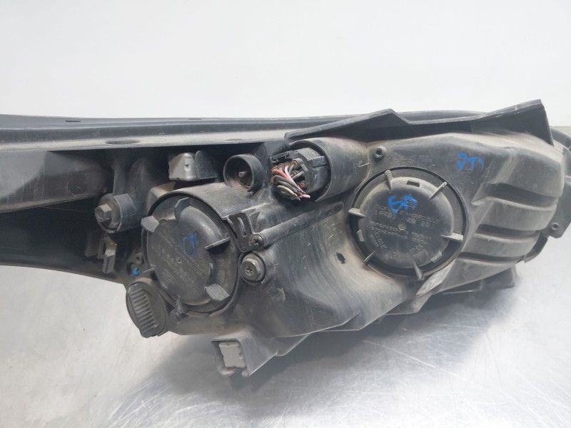 Recambio de faro izquierdo para kia ceed sportswagon hybrid referencia OEM IAM   