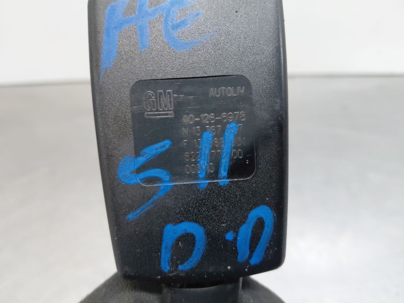 Recambio de pretensor airbag derecho para opel astra j (p10) 1.4 turbo (68) referencia OEM IAM   