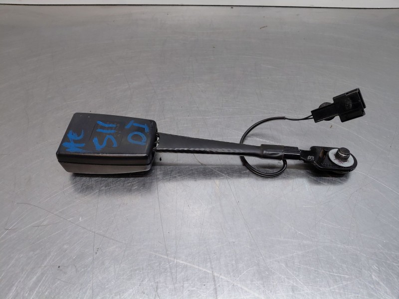 Recambio de pretensor airbag izquierdo para opel astra j (p10) 1.4 turbo (68) referencia OEM IAM   