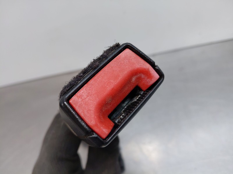 Recambio de pretensor airbag izquierdo para opel astra j (p10) 1.4 turbo (68) referencia OEM IAM   