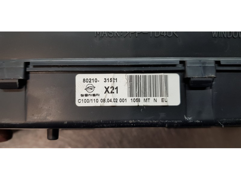Recambio de cuadro instrumentos para ssangyong actyon 200 xdi referencia OEM IAM 8021031521  